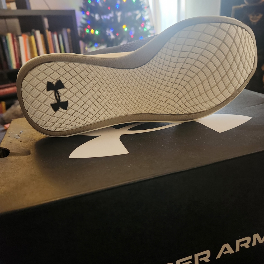 Under Armour Women's Black Running Shoes W9 - Picture 6 of 10